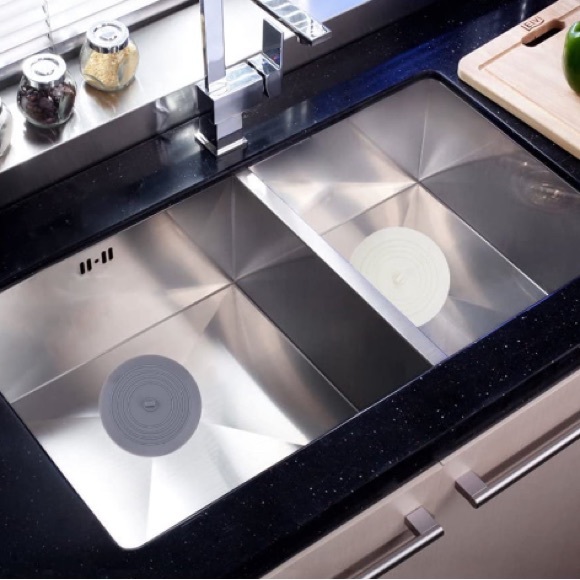 2 Pack Silicone 6” Drain Cover Bathtub Hair Stopper Drain Plugs NWT - Picture 3 of 6